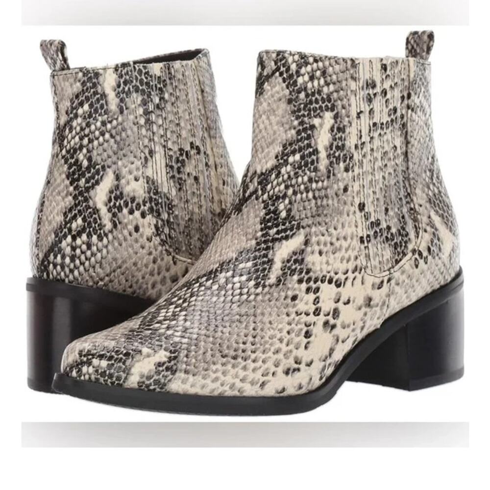 Blondo Elvina Waterproof Snake Leather Ankle Bootie Women's Gray Womens 7M NWT